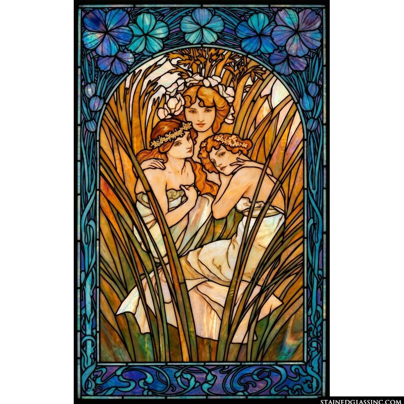 Three Graces in Reeds